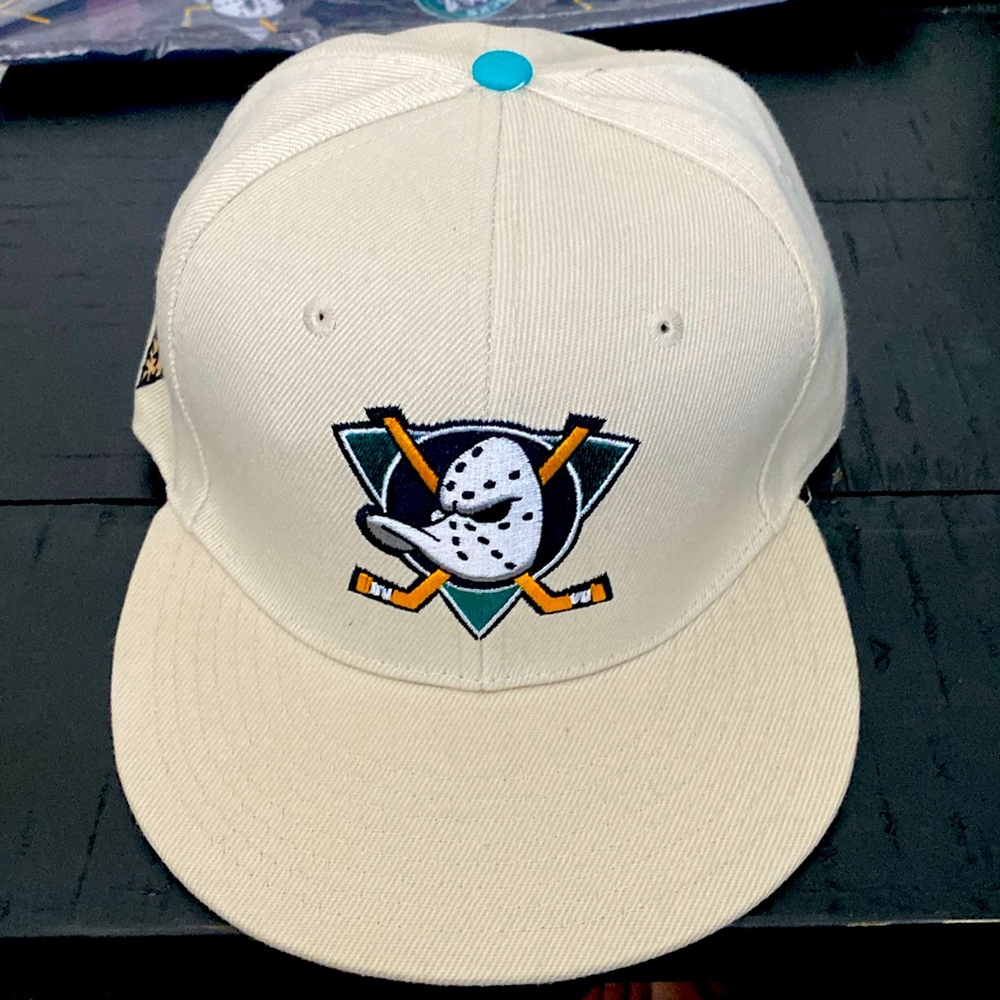 Unisex snap back hat